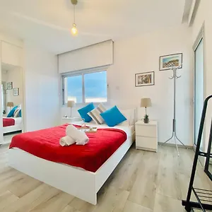  Apartament Panoramic Seaside Getaway, 2-br Penthouse