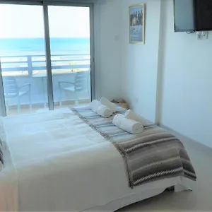 Seaview Luxury Ларнака